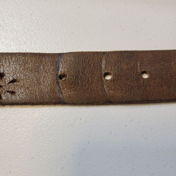 Faded Glory Vintage Women's Brown Leather Belt With Laser Cut Floral Design - Picture 8 of 10